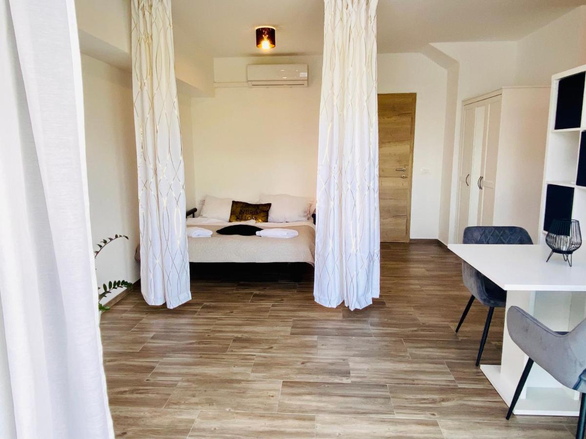 Studio For2 In Opatija Buitenkant foto